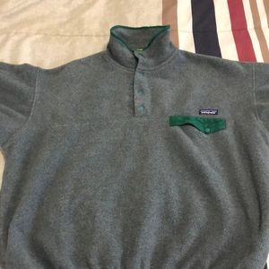 Grey Patagonia Synchilla pullover